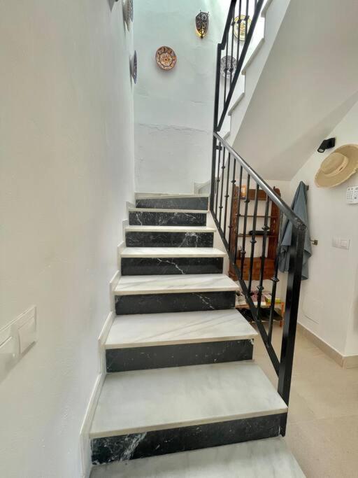 Stylish Beachside House 50 M From The Sea ! Casa de férias *