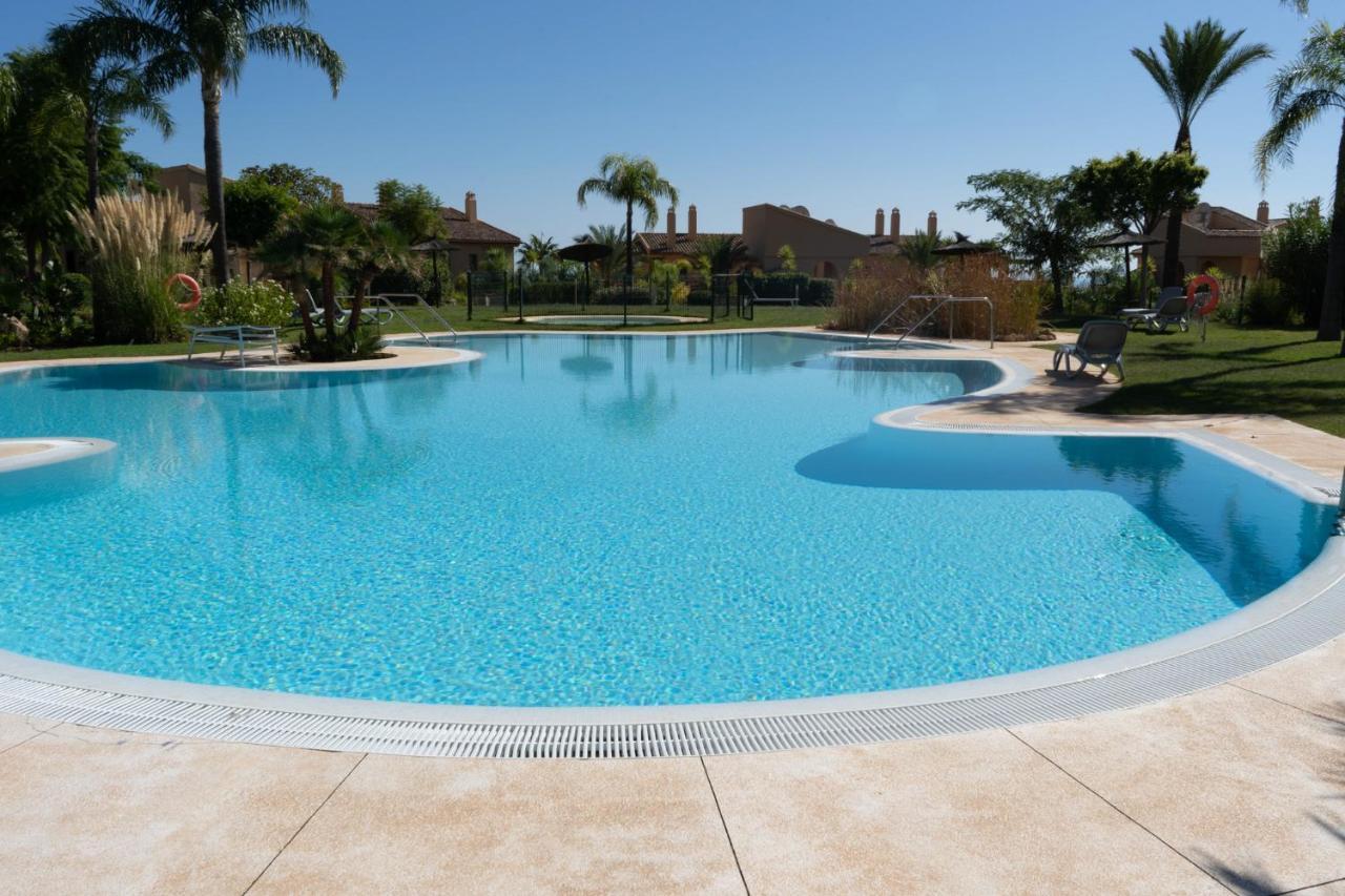 Apartment Beautiful In Benahavis, Marbella
