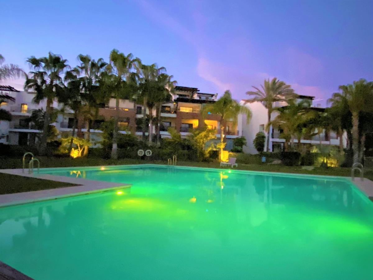 Breathtaking Apartment, Paradise Palm View Marbella Apartment Estepona