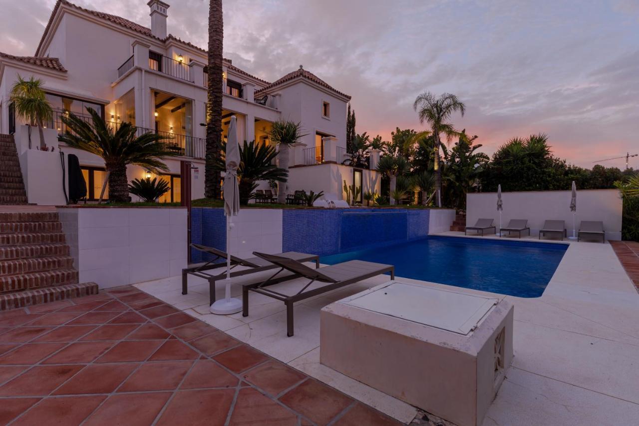 6-bdrm Andalusian Modern Next To Golf Course * Estepona