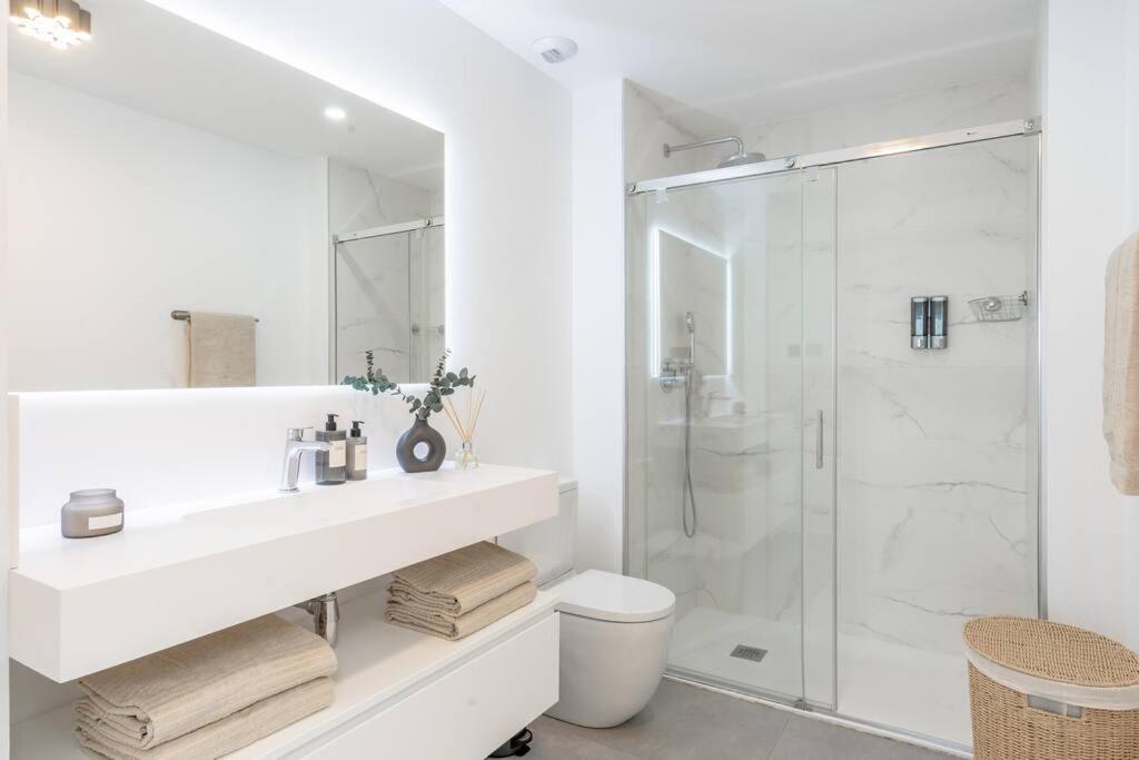 Seaviews Private Jacuzzi Rooftop&luxurious Living *