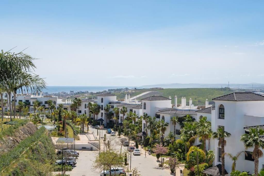 Seaviews Private Jacuzzi Rooftop&luxurious Living Apartment *