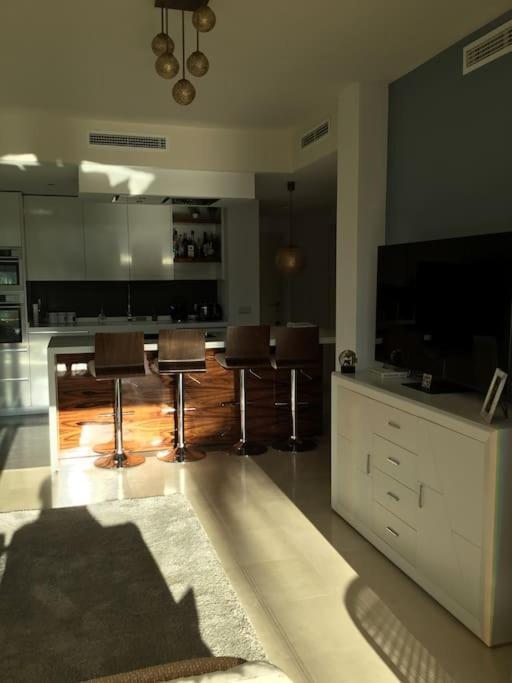Alcazaba Blue Lagoon 3 Bedroom, Ground Floor Apartamento *