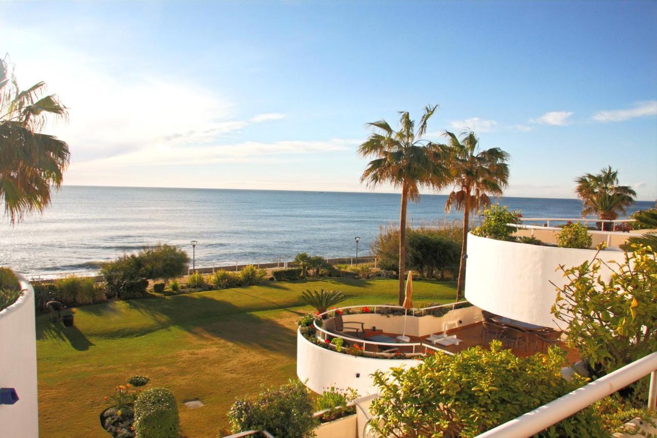 Seaside Vista Terrace: Panoramic Costa Del Sol Retreat