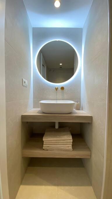 Luxurious Penthouse With 180m2 Sunlit Terrace * Estepona