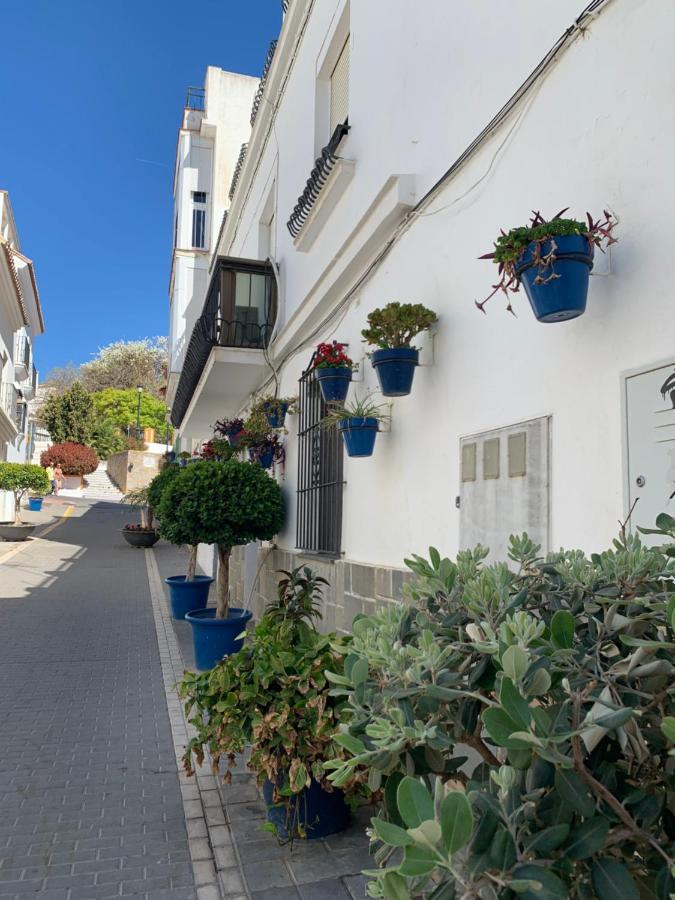 2 Bedroom Beachfront In Estepona, Malaga. Apartment Estepona