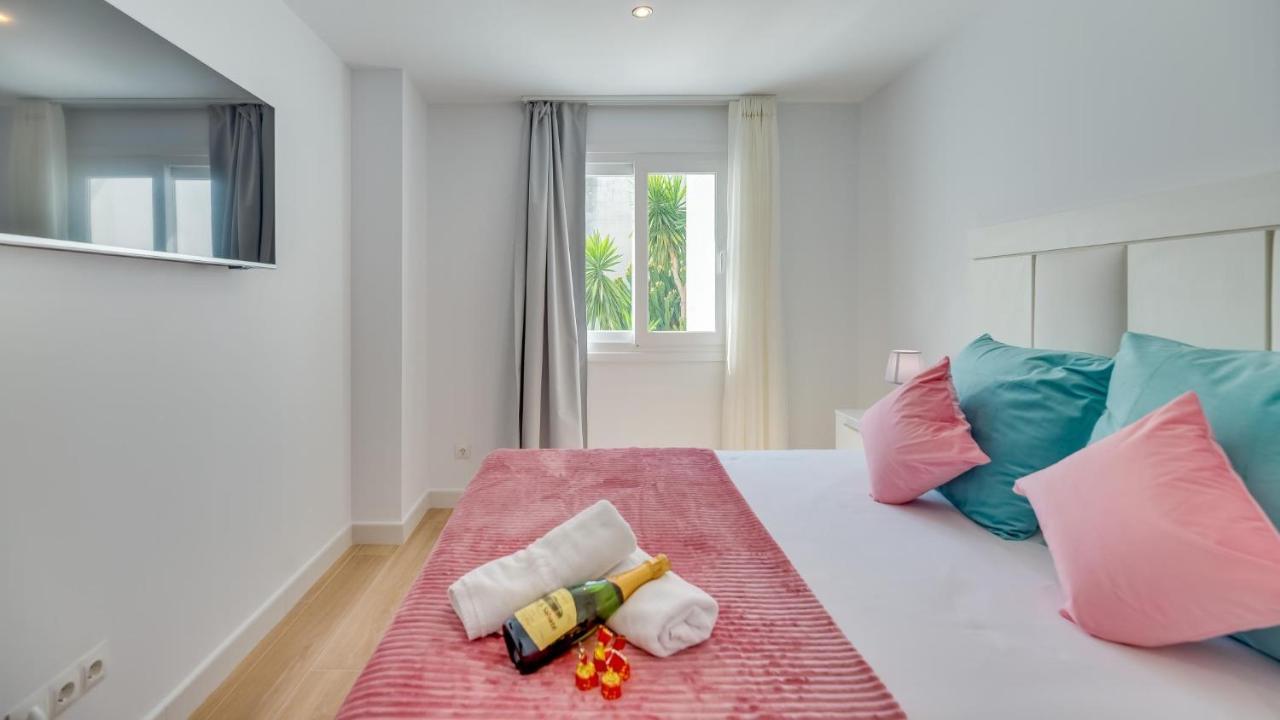 Tourist Greatest Treasure With Jacuzzi At Huerto 22 Apartment