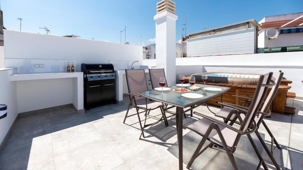 Tourist Greatest Treasure With Jacuzzi At Huerto 22 Estepona