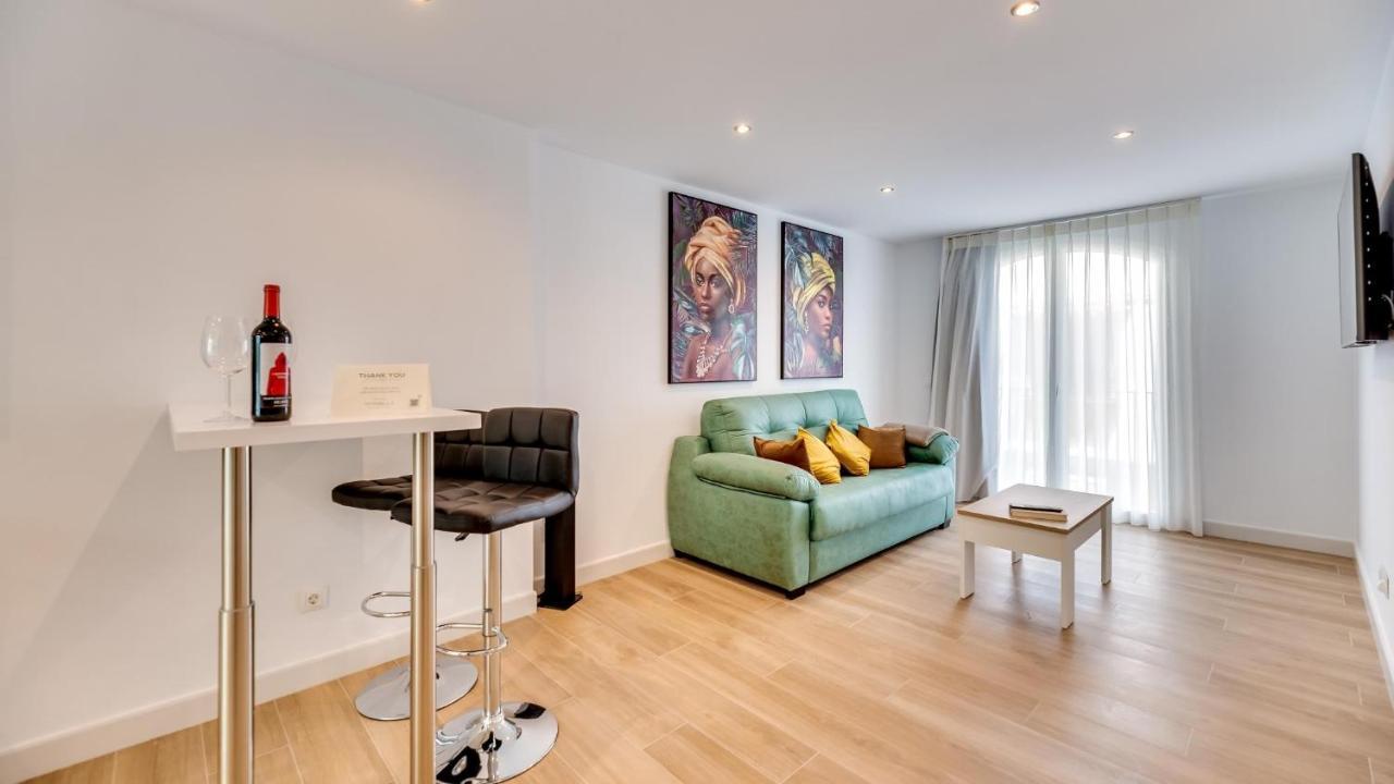 Apartment Huerto 22 Chic Urban Corner