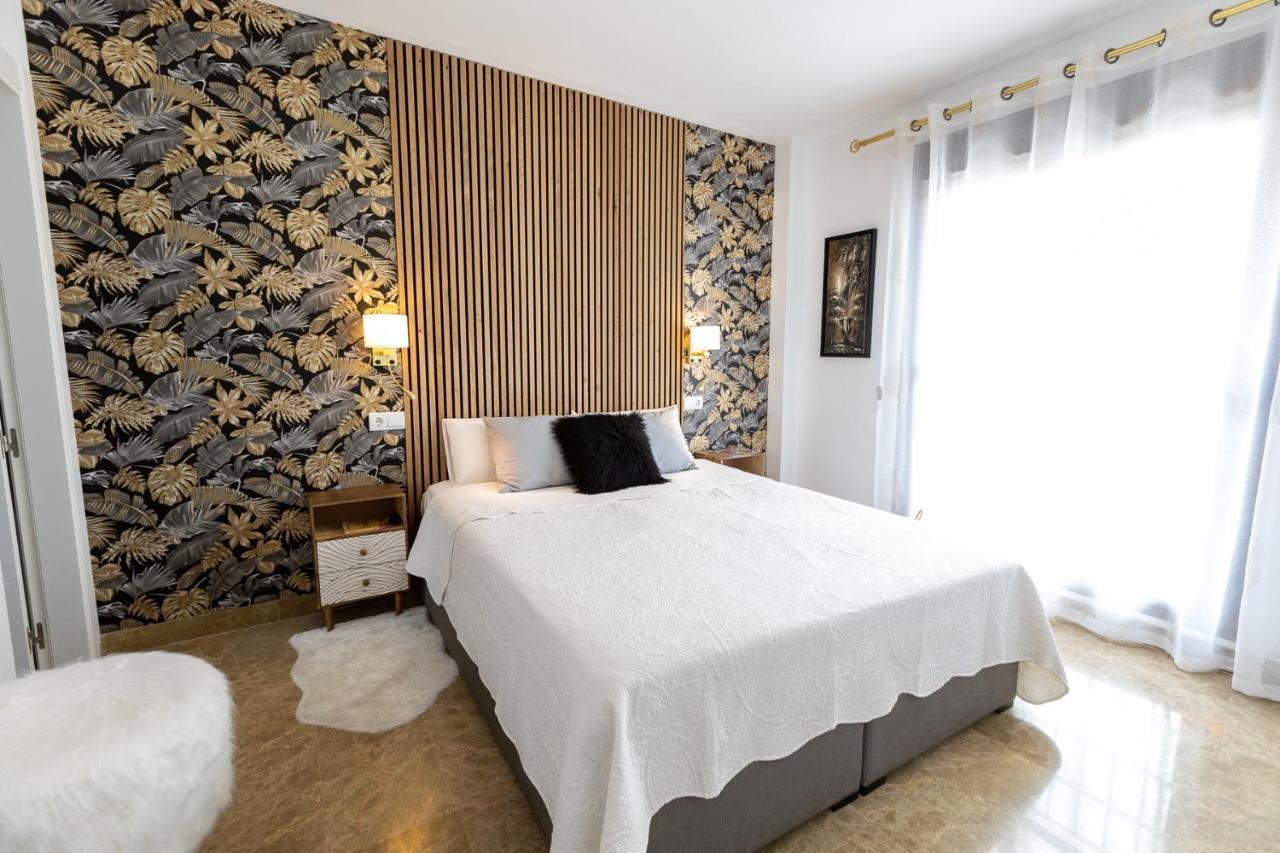 Penthouse In - Malaga Apartment *