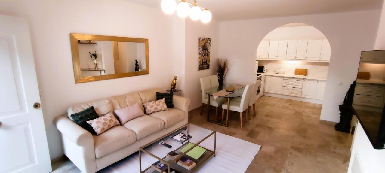 Con Jardin Y Piscina En Playa Appartement Estepona