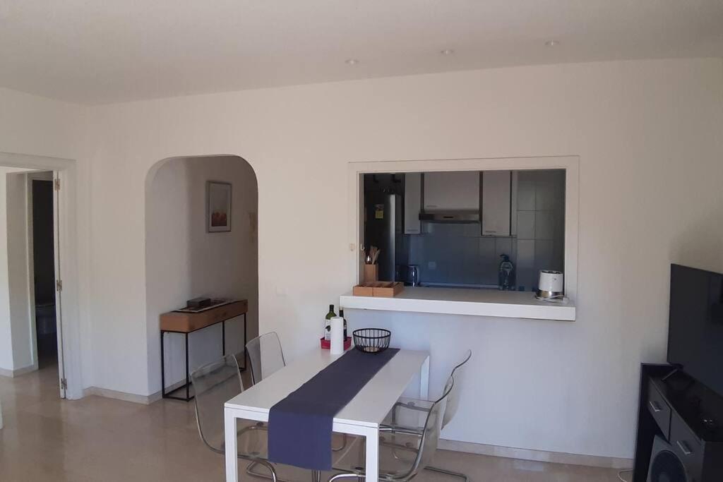 With 2 Big Bedrooms On + Terraces *