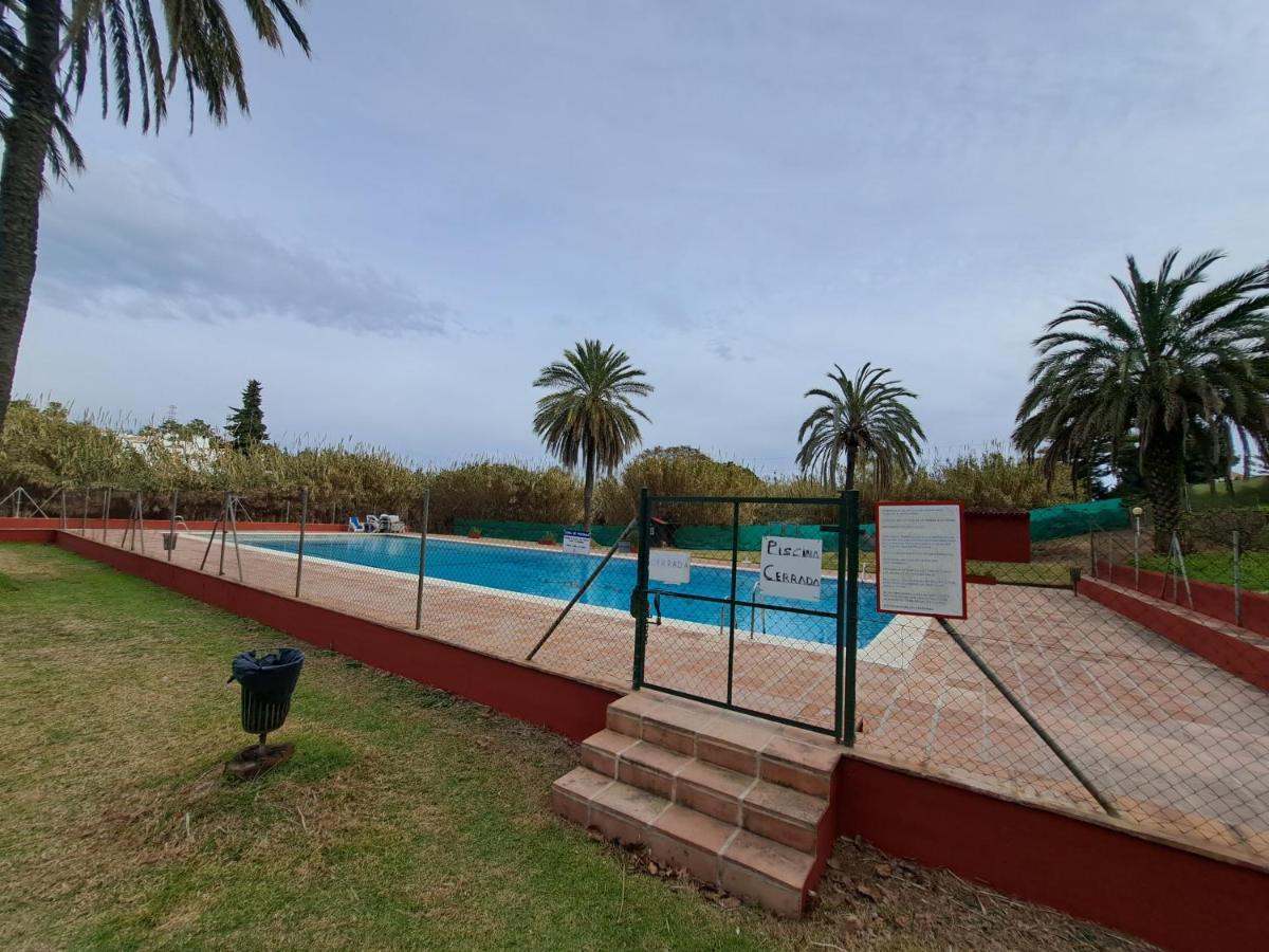 With 2 Big Bedrooms On + Terraces *
