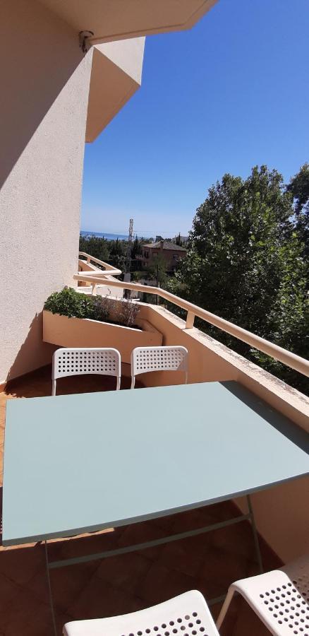 Apartment With 2 Big Bedrooms On + Terraces *