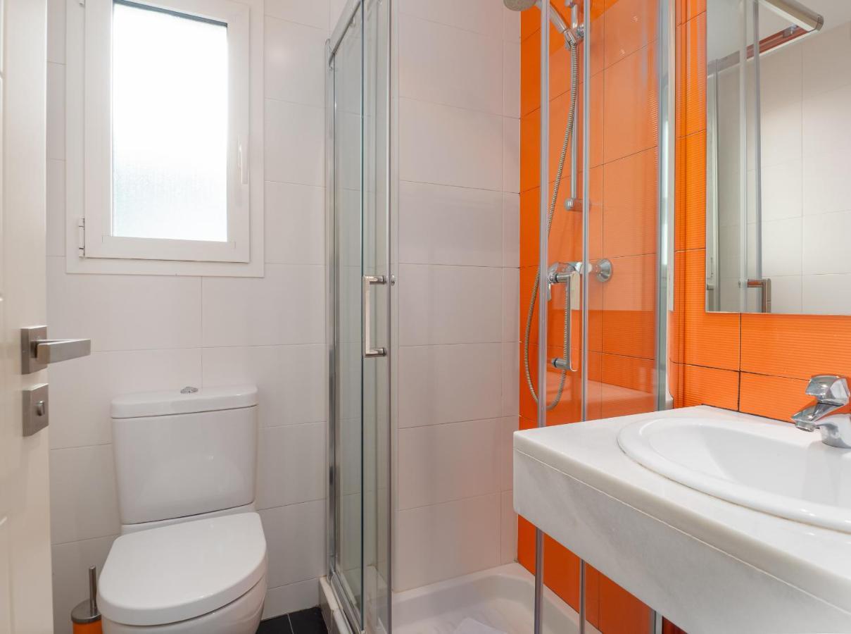 2051-new 3 Bedrooms On Golf Apartment *