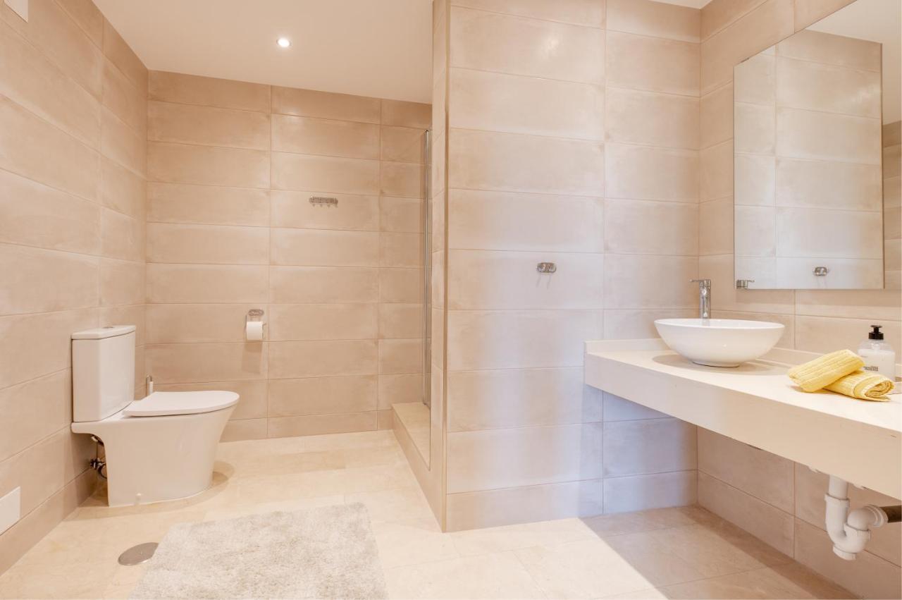 Appartement 6-bdrm Andalusian Modern Next To Golf Course