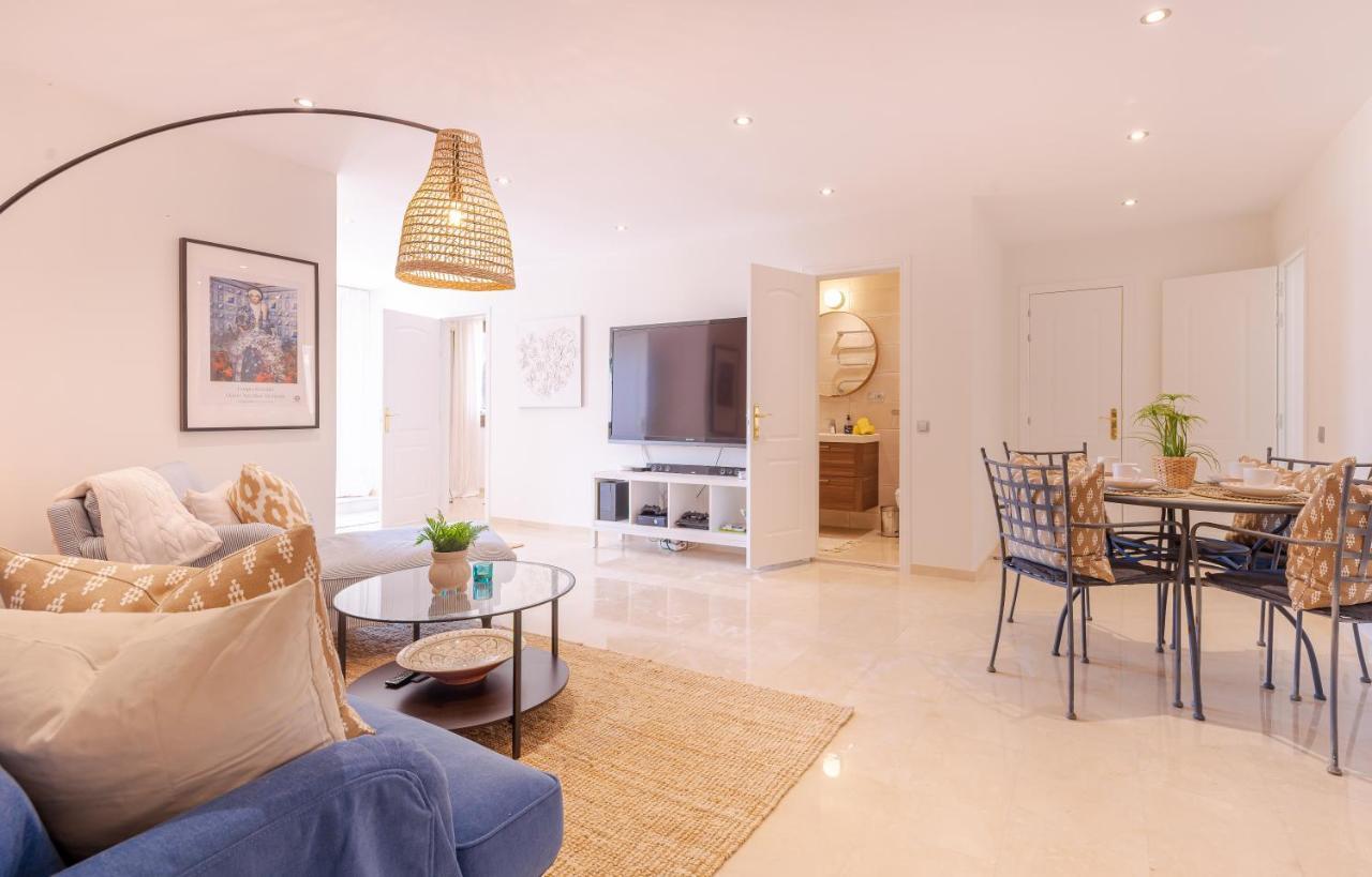 Appartement 6-bdrm Andalusian Modern Next To Golf Course