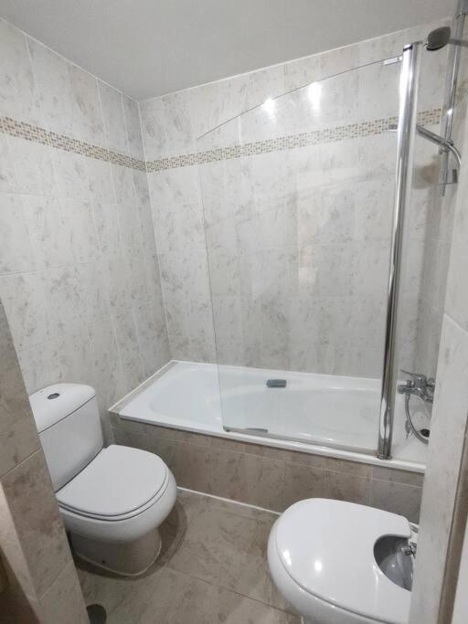 Full With Private Pool