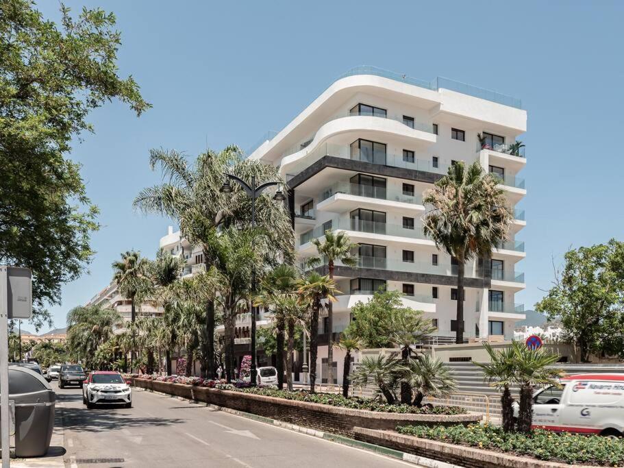 Infinity Seaviews Pool Apartamento *