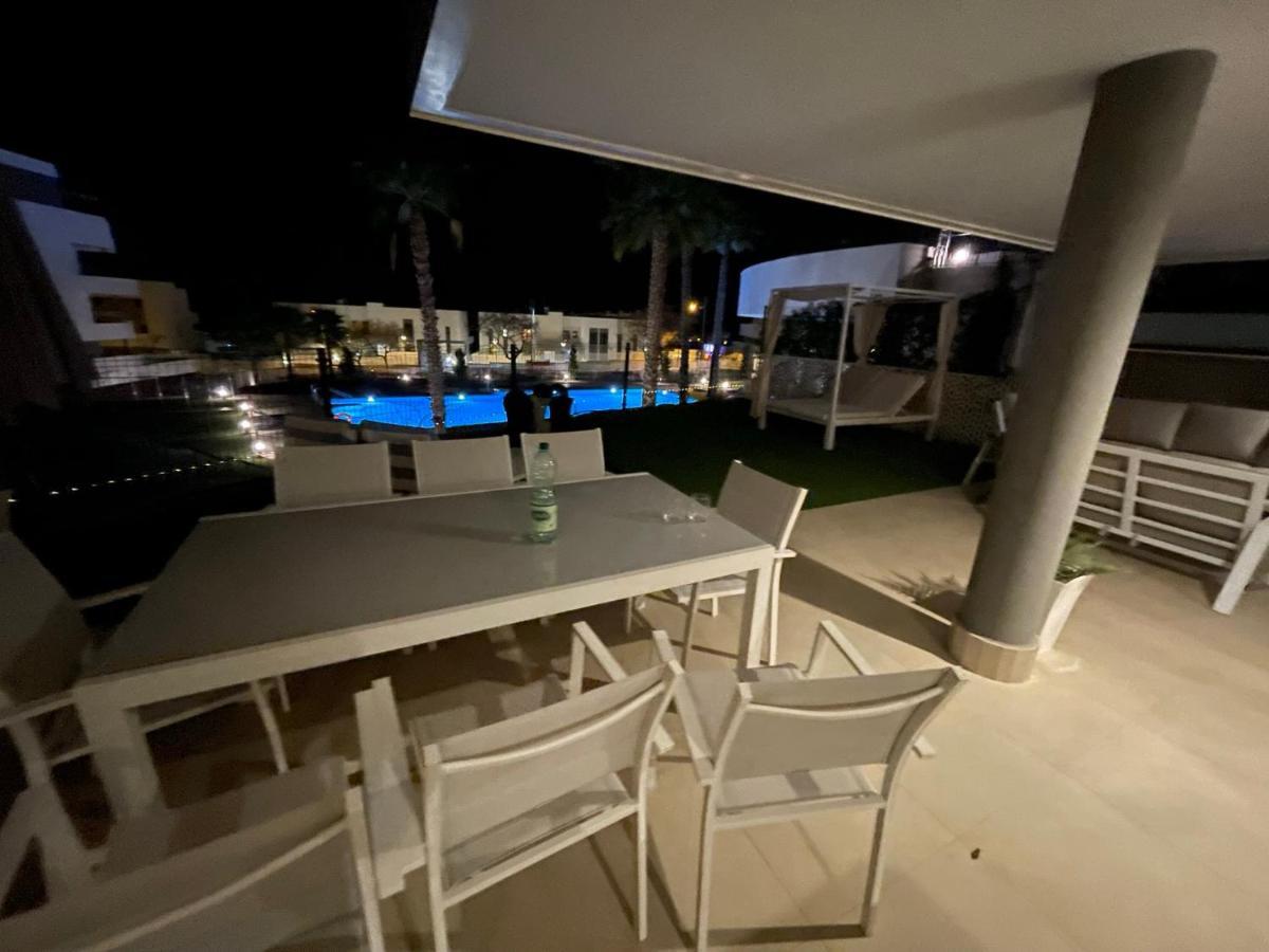 Casa Casu New Stunning 3 Bed Raised Ground Floor & Huge Balcony With Sea Pool & Mountain View Indoor & Outdoor Swimming Pools & Gym Walking Distance To Port Traveller Award 2023