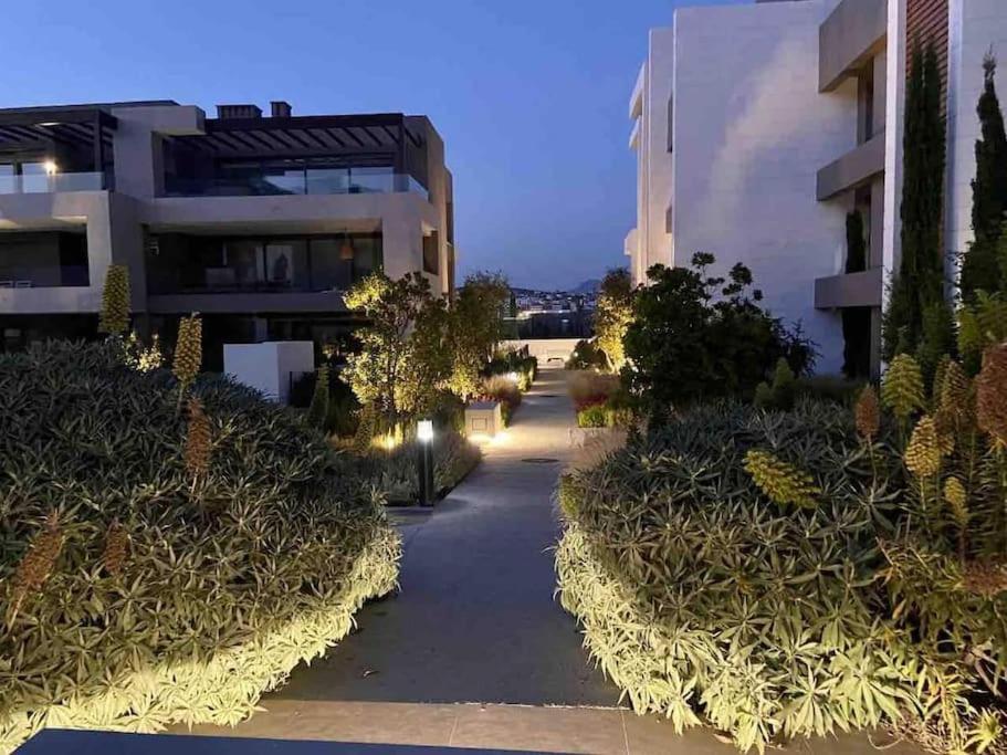 Modern Luxury Penthouse, 15 Minutes Marbella Apartment Estepona