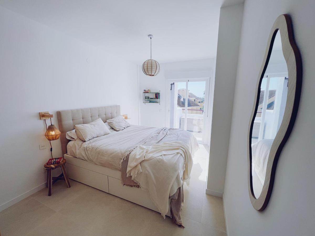 Apartment Unique & Fashionable 3 Bedroom - Views Estepona