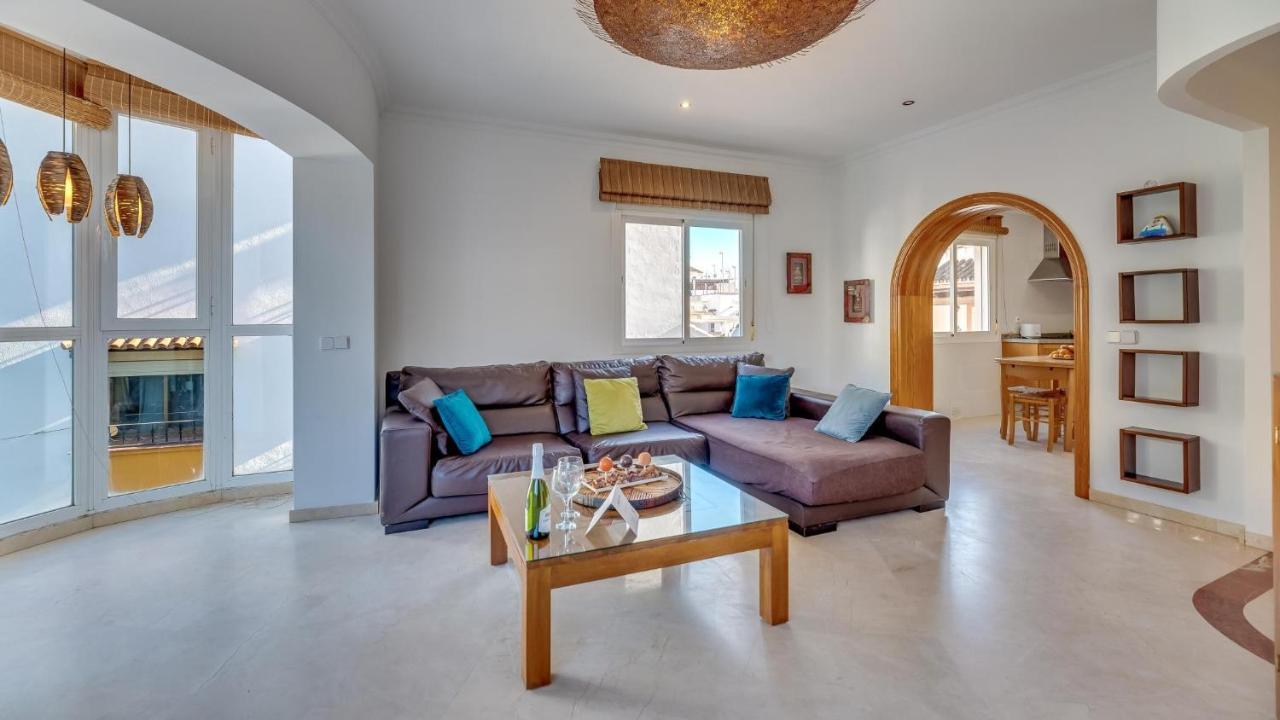 Contemporaly Huge Apartment Estepona