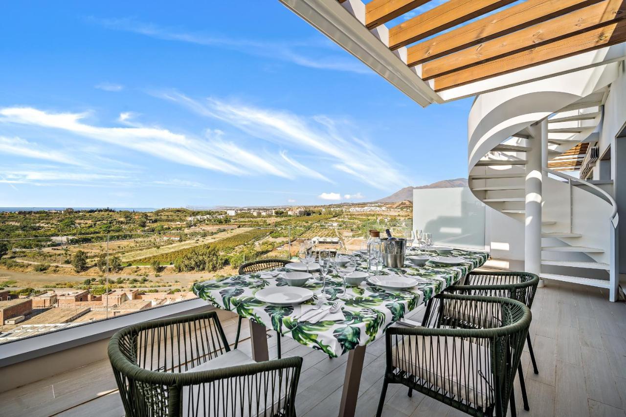 Oceana Views * Estepona