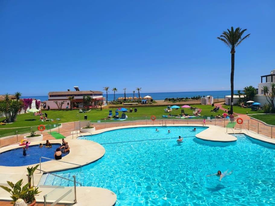 Chic Townhouse By The Sea @ Villacana Playa! Estepona