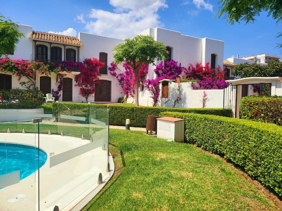 Chic Townhouse By The Sea @ Villacana Playa!