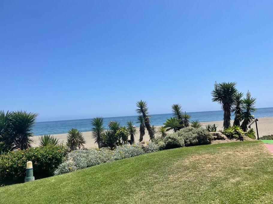 4 Bedroom Townhouse 200 Meters From The Beach! Apartment