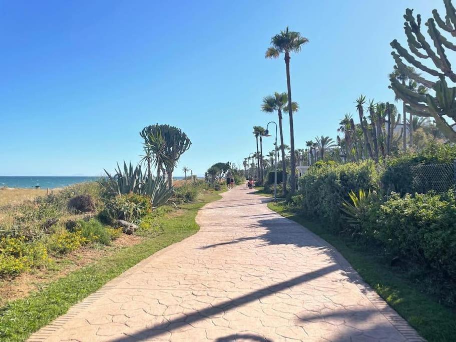 4 Bedroom Townhouse 200 Meters From The Beach! *