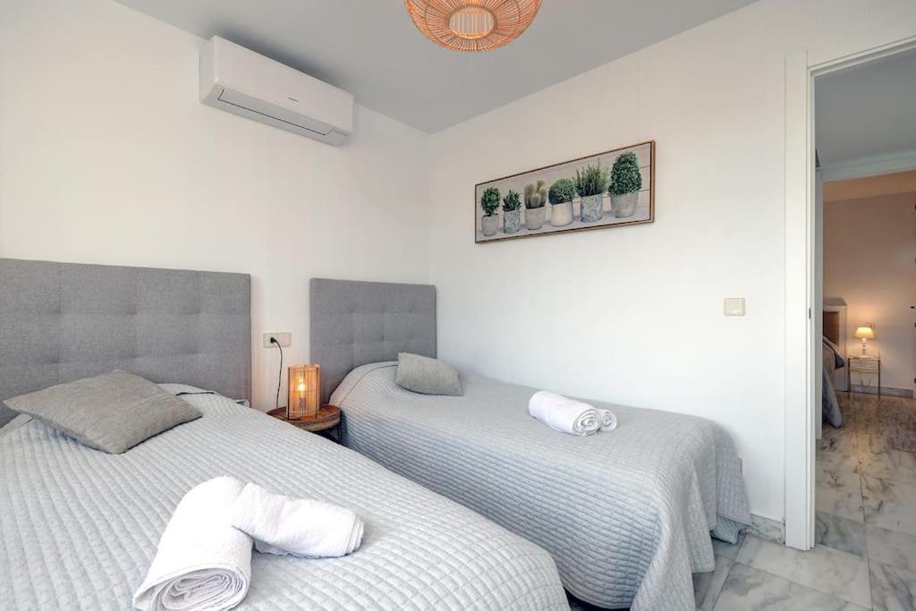 Apartment 4 Bedroom Townhouse 200 Meters From The Beach!
