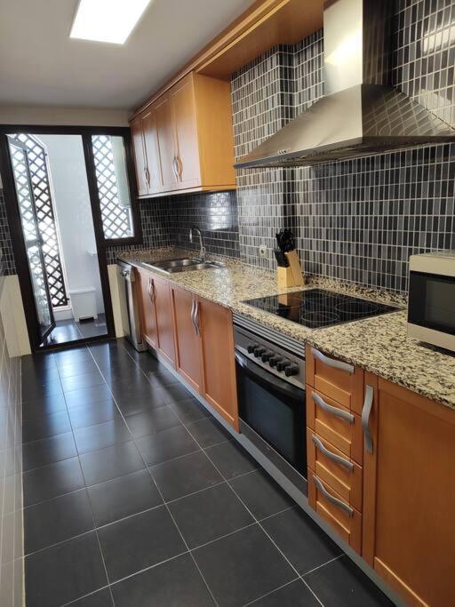 Full With Private Pool Apartment *