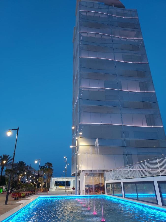 Apartamento A 150 Metros De La Playa Y Del Puerto Deportivo Estepona
