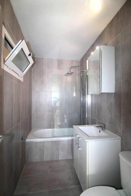 Apartment Flat Close To Old Town And Beach