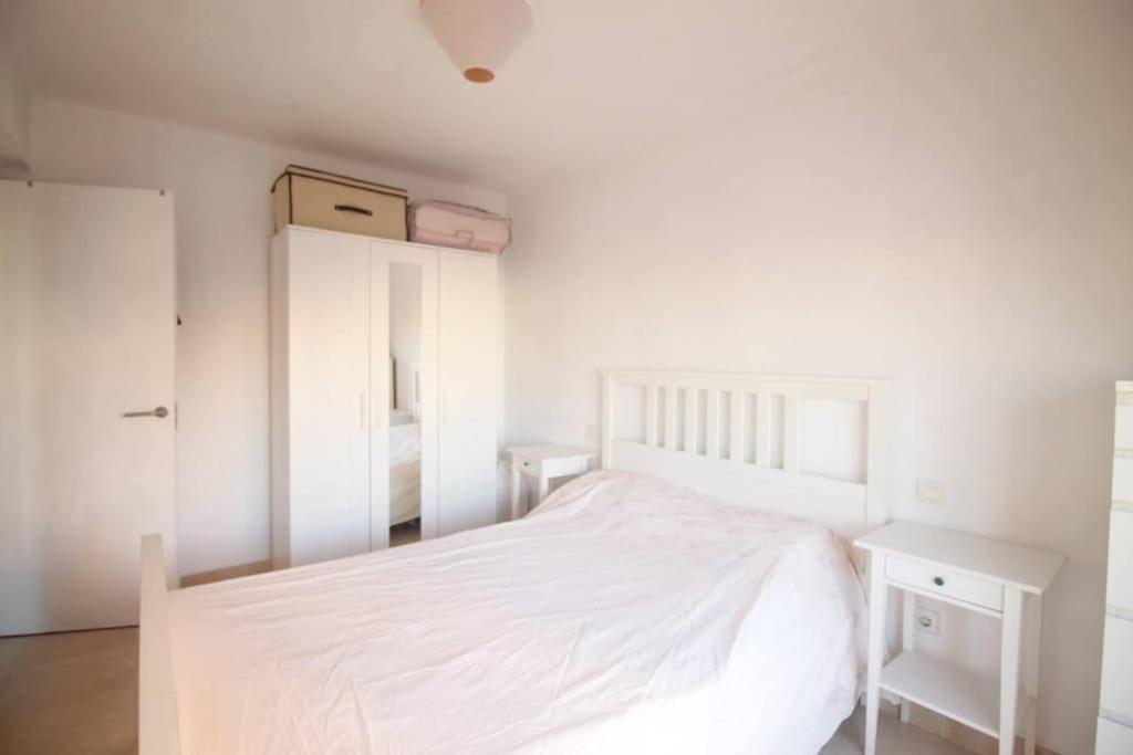 Flat Close To Old Town And Beach Apartment
