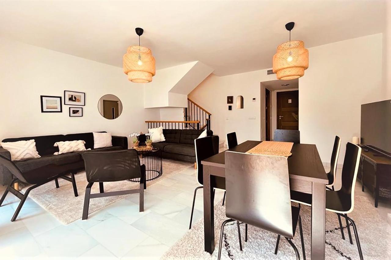 Holiday home West Townhouse Lobon