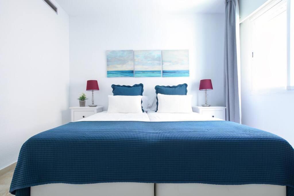 En Playa Del Cristo Apartamento Estepona