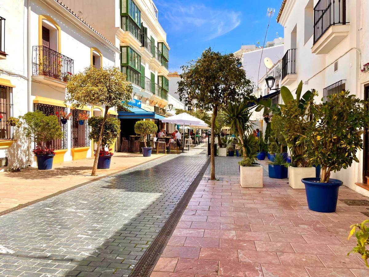 Casa De Pueblo En El Centro De Estepona, Plaza De Las Flores * Estepona