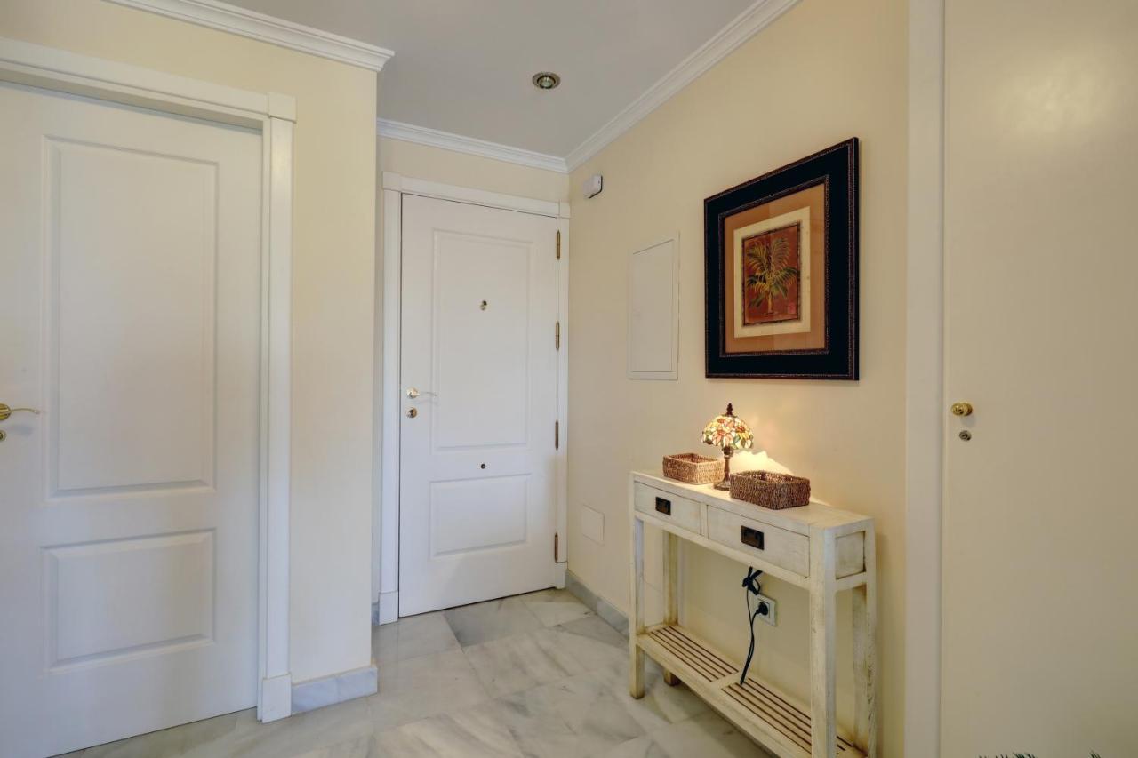Fairytale Hacienda Del Sol 3 Bedroom Flat Apartment *