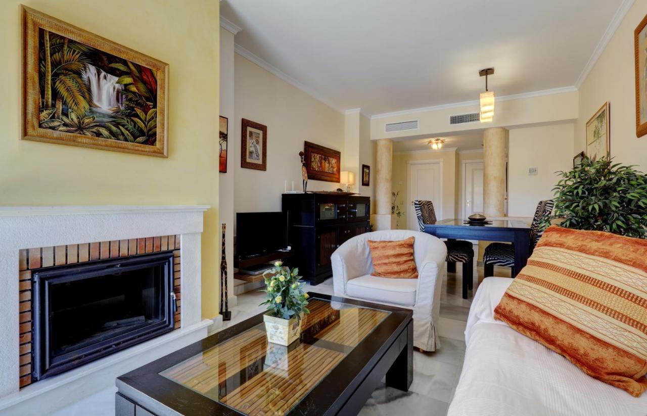 Apartment Fairytale Hacienda Del Sol 3 Bedroom Flat *