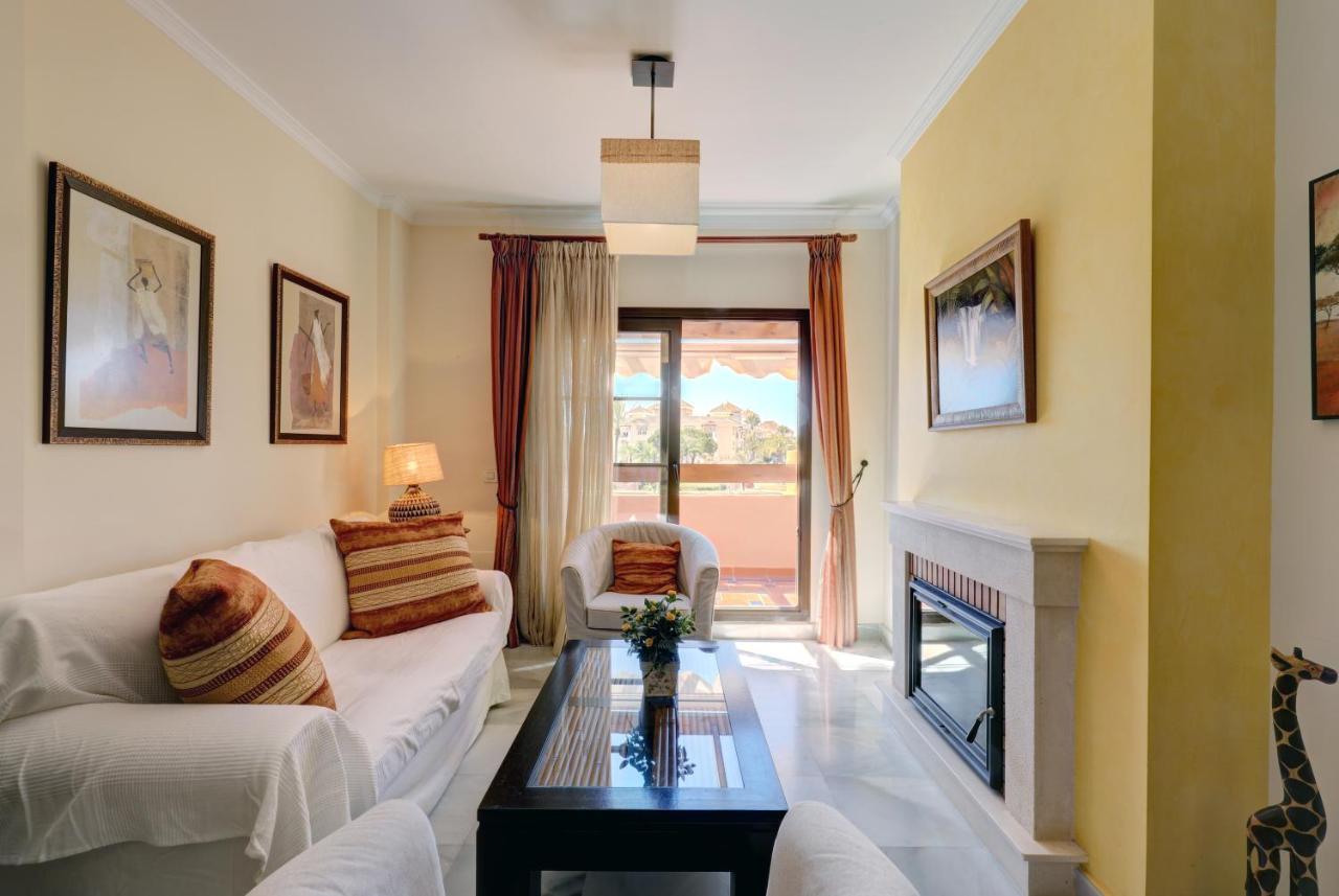 Apartment Fairytale Hacienda Del Sol 3 Bedroom Flat *