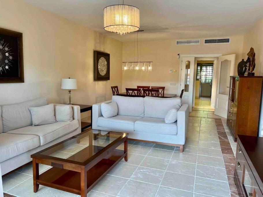 3 Bedroom In A Gorgeous Complex Estepona