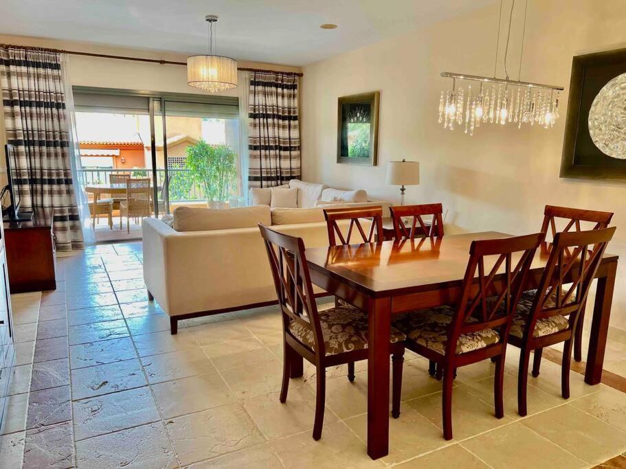 Apartment 3 Bedroom In A Gorgeous Complex *