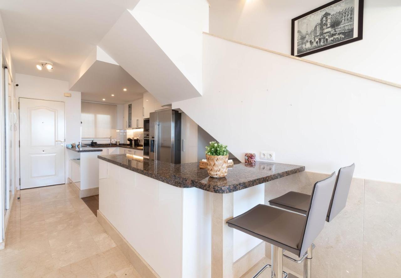 Best Duplex In Selwo - Seaviews *