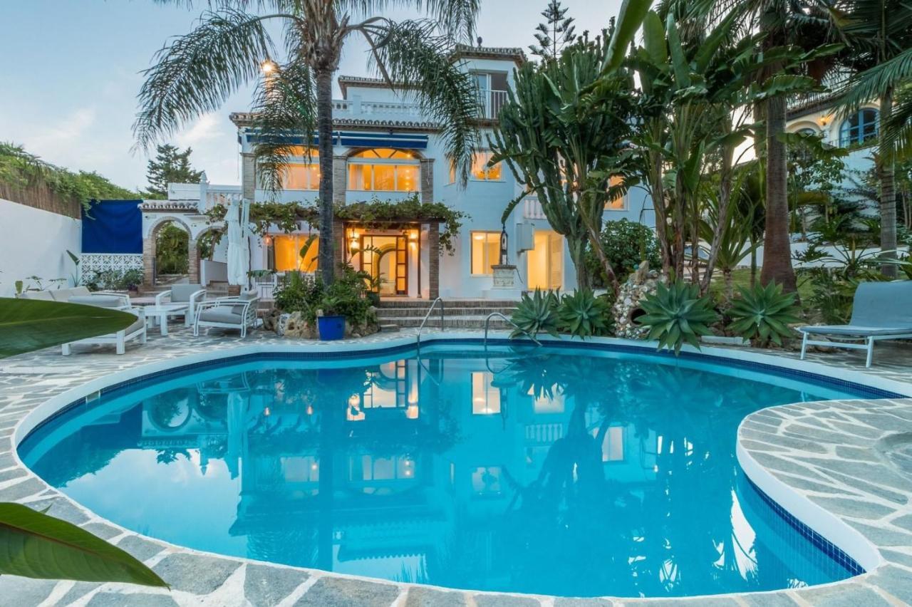 Villa Arcadia - Avenida 28 De Adelfas 29680 Estepona, Malaga *