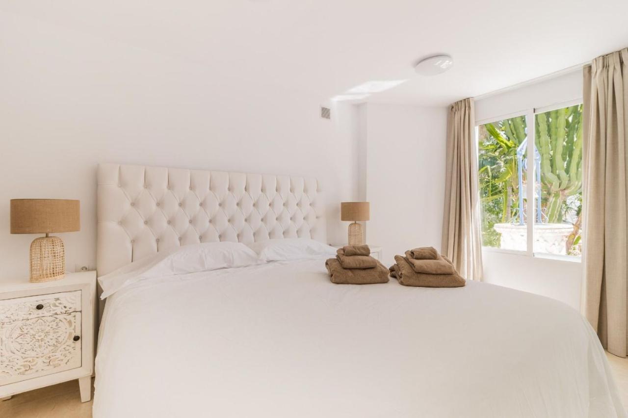 Arcadia - Avenida 28 De Adelfas 29680 Estepona, Malaga * Estepona