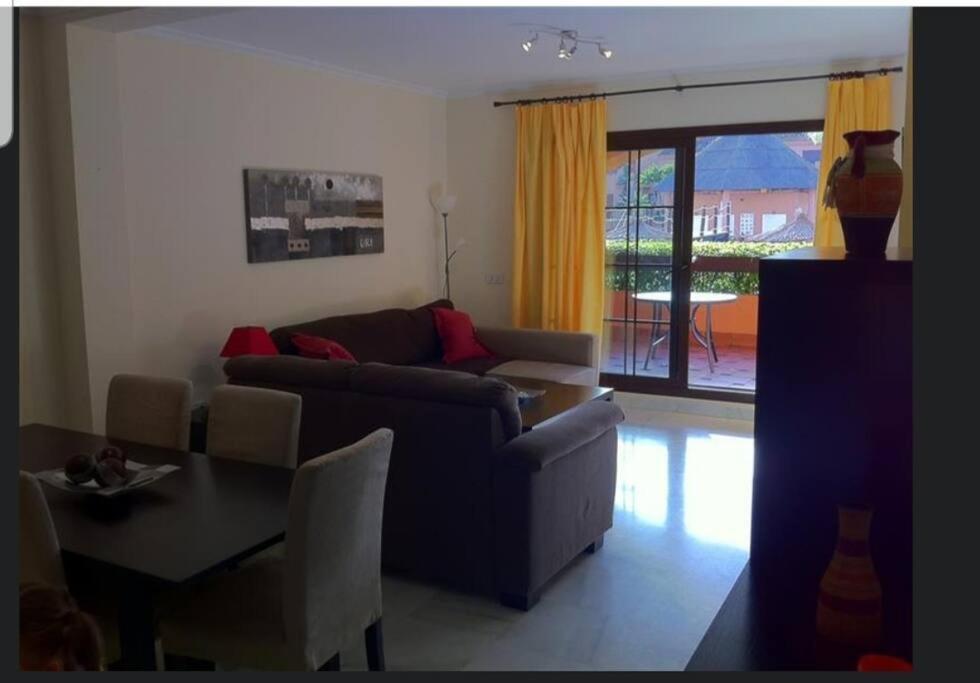 Entre Y Marbella Apartamento *