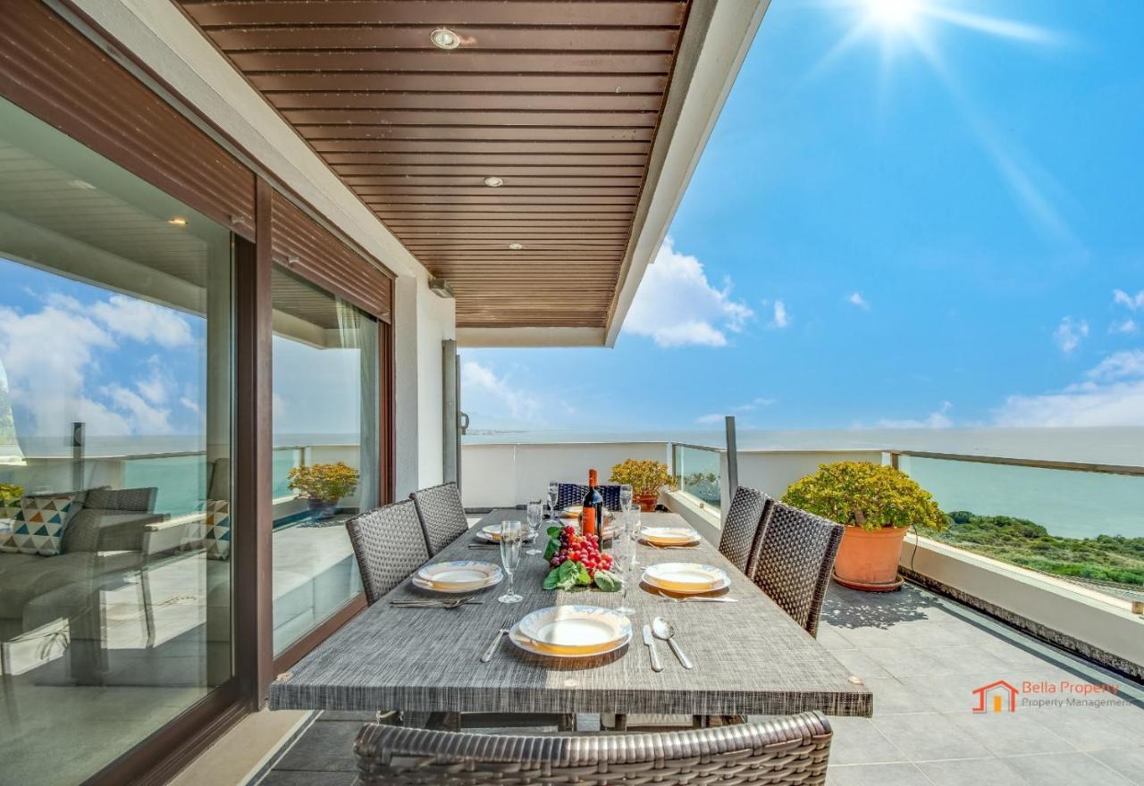 Camarate Golf Penthouse Estepona
